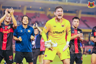 Ninh Bình có chiến thắng trên sân nhà?