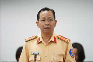 TP HCM xử phạt gần 3.500 xe máy đi trên vỉa hè