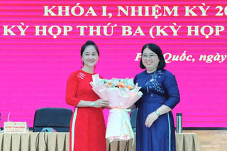 Bà Nguyễn Thị Kim Loan giữ chức Phó Chủ tịch UBND Đặc khu Phú Quốc, tỉnh An Giang