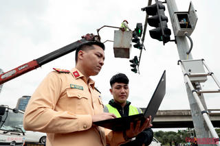 Hà Nội sẵn sàng vận hành 1.873 camera AI giám sát giao thông vào tháng 12/2025