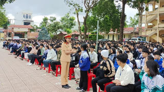 Công an Thanh Hóa tăng cường phối hợp tuyên truyền, giáo dục pháp luật cho hàng nghìn học sinh