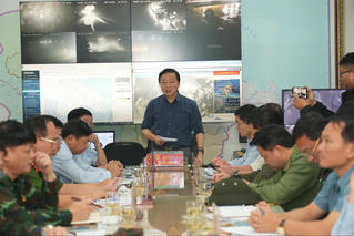 Đoàn công tác Trung ương làm việc với thành phố Huế về công tác ứng phó, khắc phục đợt mưa lũ diện rộng