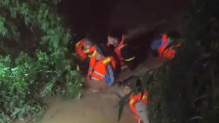 Lâm Đồng chỉ đạo khẩn trương khắc phục hậu quả mưa lũ, bảo đảm an toàn cho người dân 