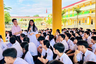 Cần Thơ đẩy mạnh truyền thông môi trường 'không khói thuốc' từ trường học đến nhà máy