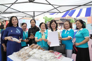 Định Công (Hà Nội): Ra mắt “Tuyến phố 4.0” và “Chợ số”, thúc đẩy thanh toán không dùng tiền mặt