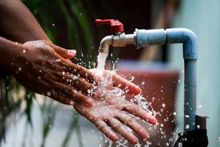 Hệ lụy từ cuộc khủng hoảng nước - năng lượng đang bao trùm châu Âu
