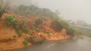 Đèo Đại Ninh ở Lâm Đồng tiếp tục sạt lở