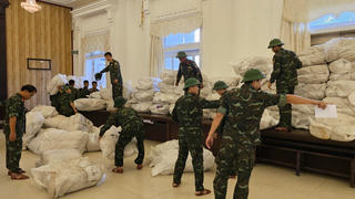 Huế tiếp nhận hơn 29 tấn hàng viện trợ từ Liên bang Nga hỗ trợ khắc phục mưa lũ