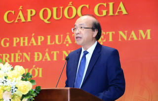 Nêu bật các định hướng lớn nhằm hoàn thiện cấu trúc hệ thống pháp luật Việt Nam