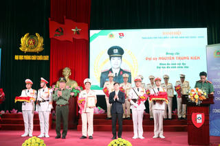 Tuyên dương 47 nhà giáo trẻ tiêu biểu, sinh viên 5 tốt của lực lượng thanh niên Công an nhân dân