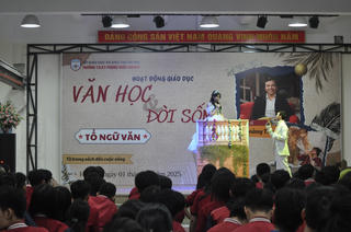 Học sinh diễn kịch cổ điển để cảm thụ văn chương