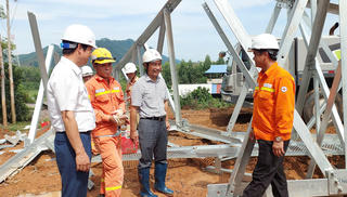 Chủ tịch HĐTV EVNNPT  kiểm tra, động viên lực lượng thi công Dự án đường dây 500kV Lào Cai – Vĩnh Yên