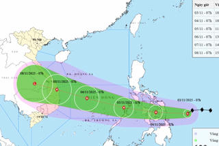 Bão Kalmaegi giật cấp 15 sắp vào Biển Đông