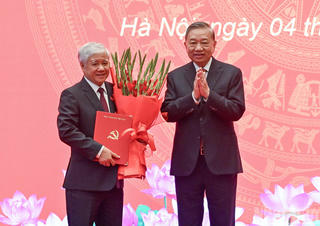 Đồng chí Đỗ Văn Chiến giữ chức Phó Bí thư Thường trực Đảng ủy Quốc hội