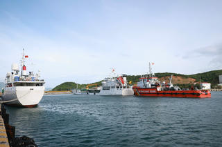 Cảnh sát biển Việt Nam kiểm tra công tác chủ động ứng phó bão số 13