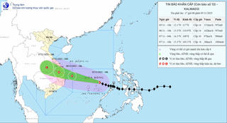 Bão số 13 mạnh lên hướng vào các tỉnh từ Đà Nẵng đến Đắk Lắk