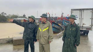 Bộ CHQS TP Huế kiểm tra, chỉ đạo công tác ứng phó với bão số 13