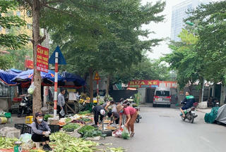 Hà Nội quyết liệt giải tỏa “chợ cóc”, “chợ tạm” - hướng tới đô thị văn minh, an toàn thực phẩm