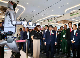 Đưa Việt Nam trở thành mắt xích quan trọng trong chuỗi cung ứng bán dẫn toàn cầu 