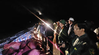 Nguy cơ vỡ hồ chứa nước 1,7 triệu m3 ở Lâm Đồng, khẩn cấp di dời dân trong đêm 