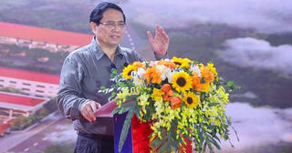 Thủ tướng: Từng ngôi trường mới nơi biên giới sẽ là nơi gieo con chữ, ươm mầm tri thức, thắp sáng ước mơ, hiện thực hóa khát vọng