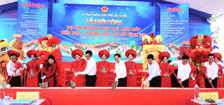 Phó Thủ tướng Bùi Thanh Sơn dự Lễ khởi công trường liên cấp vùng biên An Giang