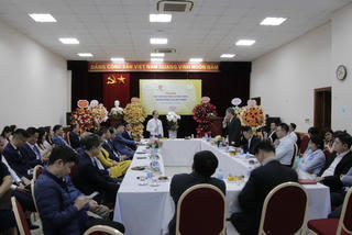 Gỡ "nút thắt" vênh giữa đào tạo và thị trường: Cần cú bắt tay của ba nhà