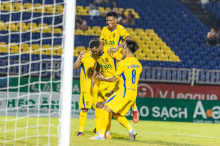 Vòng 12 V.League: Thử thách cho Hà Nội FC tại sân Vinh, 'đại chiến' đỉnh cao ở Lạch Tray