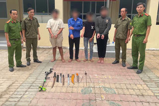 Nhóm “tuổi teen” mang hung khí tìm đối thủ để giải quyết mâu thuẫn