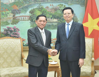 Việt Nam – Lào đẩy mạnh hợp tác trong lĩnh vực thông tin, truyền thông