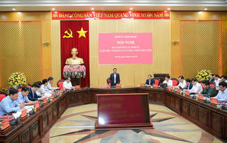 Ban Thường vụ Tỉnh ủy Ninh Bình làm việc với Đảng ủy UBND tỉnh về triển khai các khâu đột phá phát triển kinh tế - xã hội