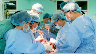 Bệnh viện Trung ương Huế làm chủ công nghệ ghép gan cứu sống bệnh nhi 2 tuổi