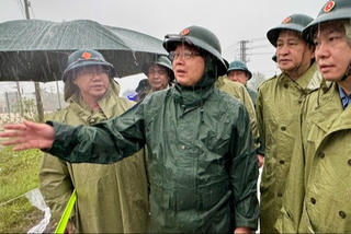 Phó Thủ tướng Hồ Quốc Dũng: Di dời dân ngay trong ngày, tuyệt đối không để xảy ra thiệt hại về người