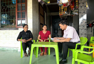 Đồng hành cùng hộ vay tái sản xuất sau các đợt mưa, lũ