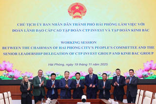 Hải Phòng hợp tác phát triển tổ hợp cảng biển, sân bay, logistics
