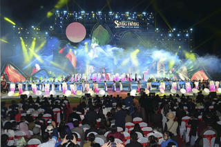 Khai mạc Festival Sông Hồng - Lào Cai 2025