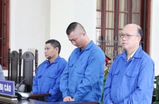 Cựu chủ tịch xã nhận 18 năm tù vì tàng trữ và vận chuyển ma tuý