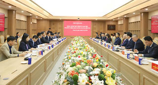 Bí thư Tỉnh ủy Nguyễn Hữu Nghĩa làm việc với Tổ chức HPT Corea và các đối tác Hàn Quốc