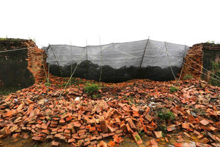 Công bố tình huống khẩn cấp thiên tai về sập tường Hoàng thành Huế