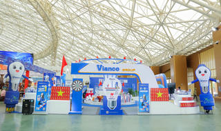 Vianco khẳng định vị thế trong ngành chiếu sáng với không gian trải nghiệm ánh sáng hiện đại tại VIIF 2025