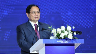 Thủ tướng: Vừa tự lực, tự cường, vừa đẩy mạnh hợp tác để TP HCM trở thành 'siêu đô thị quốc tế trong kỷ nguyên số'
