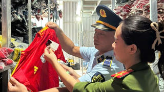 Chi cục Quản lý thị trường TP Hà Nội chuyển 2 vụ việc sang cơ quan điều tra
