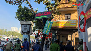 
Hà Nội: Đồng loạt ra quân xử lý vi phạm lấn chiếm vỉa hè, lòng đường
