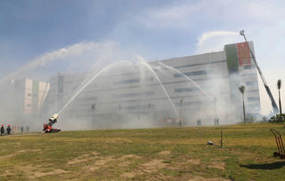 Bắc Ninh diễn tập phương án chữa cháy và cứu nạn, cứu hộ huy động nhiều lực lượng tham gia