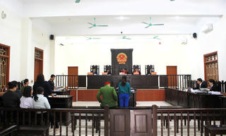 Chị gái vướng lao lý vì 'hợp tác' đầu tư bất động sản với bạn gái của em trai