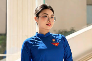 Nữ sinh Học viện Ngoại giao phát biểu tại Lễ kỷ niệm 50 năm Quốc khánh Lào là ai?