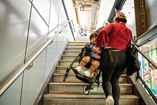 Quy hoạch đô thị an toàn cho phụ nữ và trẻ em gái 