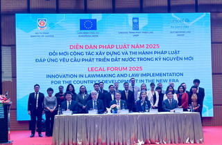 Diễn đàn pháp luật năm 2025 “Đổi mới công tác xây dựng và thi hành pháp luật đáp ứng yêu cầu phát triển đất nước trong kỷ nguyên mới”