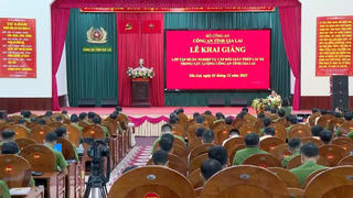 Gia Lai “số hóa” cấp đổi giấy phép lái xe cho lực lượng công an cơ sở