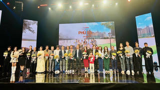 'Phù sa ngọt' khắc hoạ những thăng trầm và khát vọng của người dân ven sông Hồng